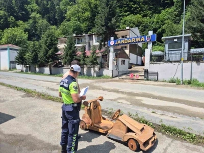 Saatte 70 kilometreyi aşan ahşap araca el konuldu
