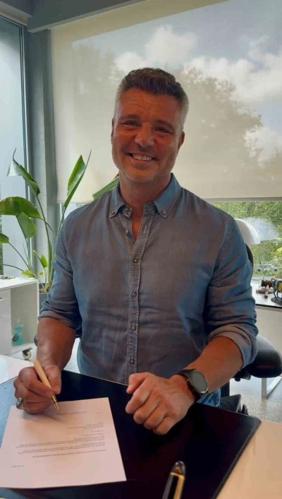 Sadettin Saran, Fenerbahçe başkan adaylığı için 500 imzayı teslim etti
