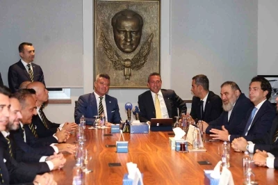 Sadettin Saran ve yönetim kurulu üyeleri mazbatasını aldı
