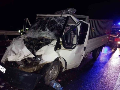 Sağanak yağış kazaları beraberinde getirdi: 1 &ouml;l&uuml;, 3 yaralı
