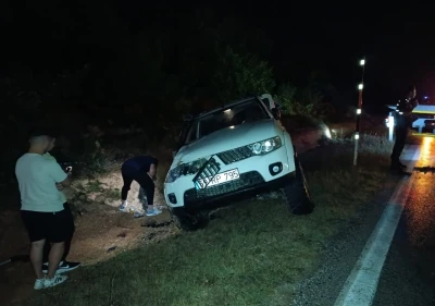 Sağanak yağış kazayı beraberinde getirdi: 2 yaralı
