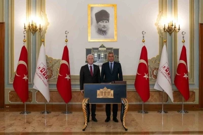 Sağlık Bakanı Memişoğlu: &quot;Hem aile hekimlerimizin hem aile hekimliklerimizin sayısını bütün Türkiye’de artıracağız&quot;
