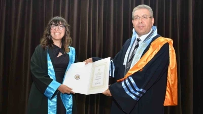 Sağlık Bilimleri ve Fen Bilimleri Enstitülerinde mezuniyet heyecanı
