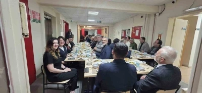 Sağlık &ccedil;alışanları iftar sofrasında buluştu
