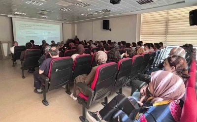 Sağlık &ccedil;alışanlarına hukuki sorumluluk eğitimi
