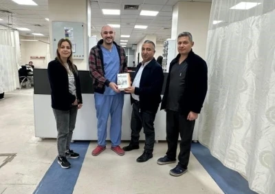 Sağlık-Sen&rsquo;den acil servislere akademik destek: "Acilin El Kitabı" Cizre Devlet Hastanesinde
