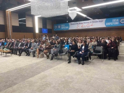 Sağlık-Sen Genel Başkanı Doğan: &quot;Ebelik anneden kızına geçen bir emanet olarak başlamıştır&quot;
