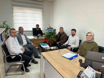 Sağlık-Sen Şırnak Şubesi Avukatlar G&uuml;n&uuml;&rsquo;n&uuml; kutladı