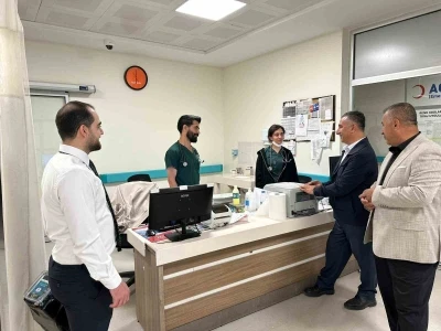 Sağlık-Sen Şırnak Şubesi&rsquo;nden sağlık &ccedil;alışanlarına bayram s&uuml;rprizi
