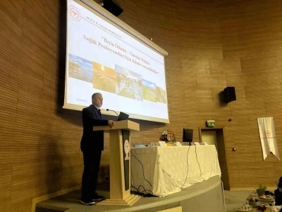 Sağlıkta klinik sorumluluklar görüşüldü
