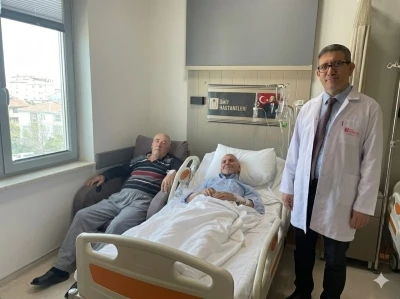 Şah damarı darlığına kapalı y&ouml;ntemle m&uuml;dahale
