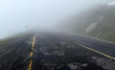 Sahara Ge&ccedil;idi&rsquo;nde yoğun sis ulaşımı olumsuz etkiledi
