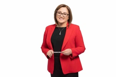 Şahin: "Geleceğimizi aydınlatan en büyük güç öğretmenlerimizdir"