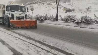 Şahinbey Belediyesi&rsquo;nden kar yağışına anında m&uuml;dahale
