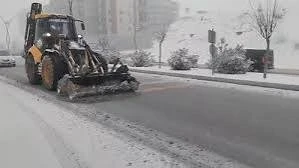 Şahinbey Belediyesi&rsquo;nden kar yağışına anında m&uuml;dahale