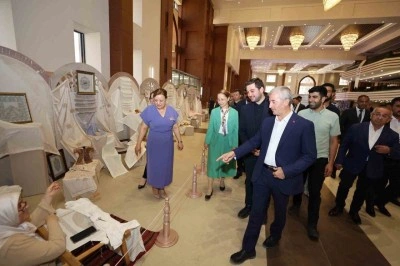 Şahinbey Belediyesi yaz okulu kursiyerlerinin el emeği sergisi açıldı