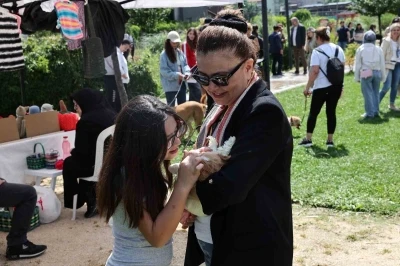 Sahiplendirme Şenliği&rsquo;nde can dostlara yeni yuva
