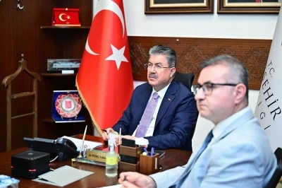 Sahipsiz hayvanlara y&ouml;nelik &ccedil;alışmalar masaya yatırıldı
