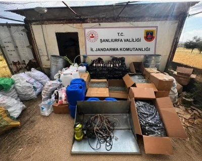 Sahte alkol &uuml;retim deposuna operasyon: 1 g&ouml;zaltı
