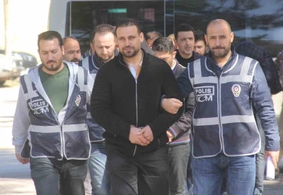 Sahte diploma çetesi lideri Ziya Kadiroğlu, 2018’de aynı suçtan gözaltına alınmış
