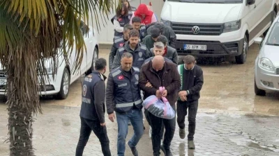 Sahte e-devlet siteleriyle 1,5 milyarlık vurgun yapan 7 kişi adliyeye sevk edildi

