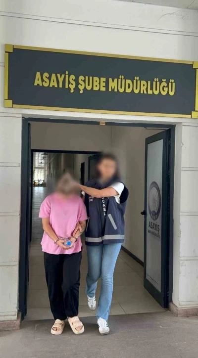 Sahte kamu görevlisi oyununu polis bozdu
