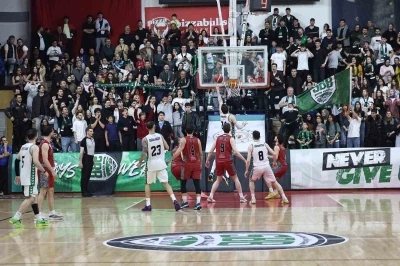 Sakarya B&uuml;y&uuml;kşehir Basketbol play-off serisine galibiyetle başladı
