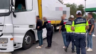 Sakarya’da 1 buçuk milyon TL’lik tütün operasyonu
