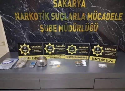 Sakarya&rsquo;da 15 kilo bonzai &uuml;retilebilecek hammadde ele ge&ccedil;irildi
