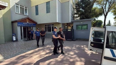 Sakarya’da 2 çocuğun yaralandığı, 4 evin yakıldığı husumetlilerin kavgasında 5 şüpheli adliyede
