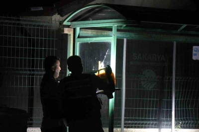 Sakarya’daki kanlı geceden detaylar: &quot;Kız yeğene laf atma&quot; iddiası, silahlı kavgaya dönüştü
