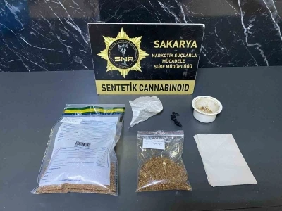 Sakarya emniyeti zehir tacirlerine ge&ccedil;it vermiyor: 1 tutuklama
