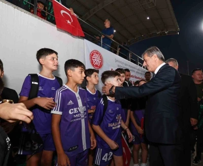 Sakaryalı sporcular 1 yılda 275 kez k&uuml;rs&uuml;ye &ccedil;ıktı
