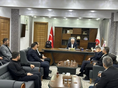 Şakir Pinal G&ouml;revine Yeniden Başladı