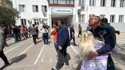Saldırının ger&ccedil;ekleştiği Ayser &Ccedil;alık Ortaokulu kapatılıyor