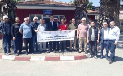 Salihli&rsquo;de kurban kesimini uygulamalı &ouml;ğrendiler
