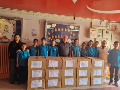 Salihli&rsquo;de &ouml;ğrencilerden Ramazan&rsquo;da dayanışma &ouml;rneği
