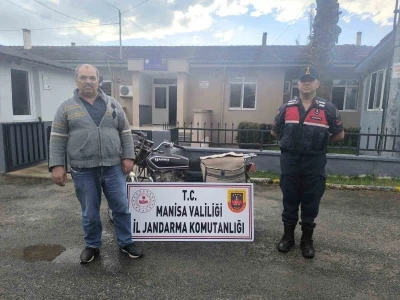 Salihli’de plakasız motosiklet çalıntı çıktı

