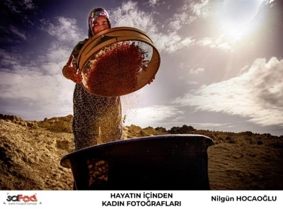 Salihli&rsquo;de "Hayatın İ&ccedil;inden Kadın Fotoğrafları" sanal sergisi a&ccedil;ıldı
