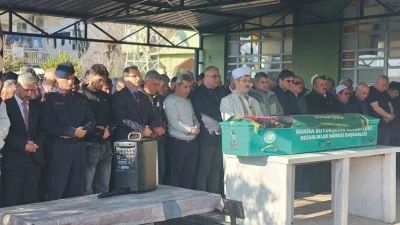 Salihli&rsquo;de şehit annesine son g&ouml;rev
