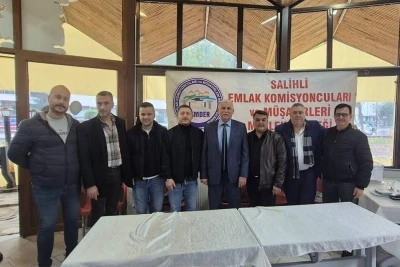 Salihli emlak&ccedil;ılarda başkan değişti
