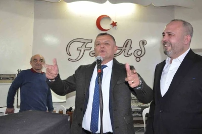 Salihli Esnaf ve Sanatkarlar Odası&rsquo;nda yeni başkan Demir oldu
