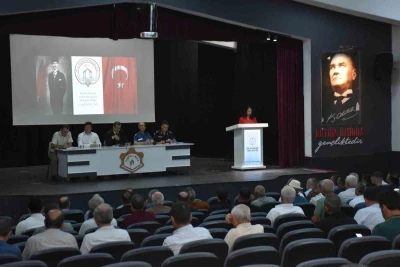 Salihli Kaymakamı Güldoğan, muhtarlarla buluştu
