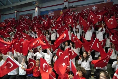 Samsun&rsquo;da 23 Nisan, d&uuml;nya &ccedil;ocuklarıyla kutlandı
