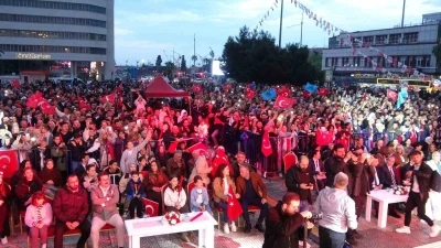 Samsun&rsquo;da Anneler G&uuml;n&uuml;&rsquo;nde konser coşkusu
