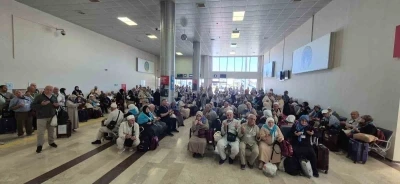 Samsun&rsquo;da bin 421 hacı adayı kutsal topraklara uğurlanıyor
