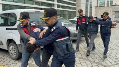 Samsun&rsquo;da DEAŞ ş&uuml;phelilerine şafak baskını: Yabancı uyruklu 2 g&ouml;zaltı
