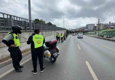 Samsun&rsquo;da devrilen motosikletteki 2 kişi yaralandı
