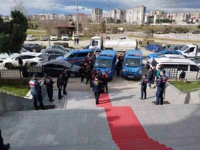 Samsun&rsquo;da fuhuş operasyonunda 8 kişi adliyede
