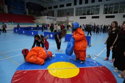 Samsun&rsquo;da &rsquo;Gen&ccedil;lik Haftası ve Spor Festivali&rsquo;
